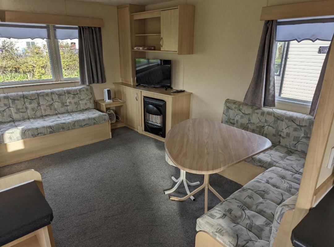 A&J Caravan 14 Kinmel Bay Exterior photo